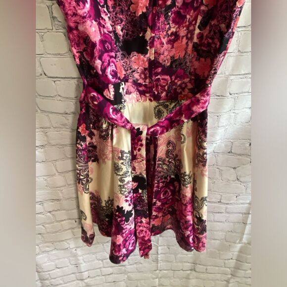 Lady Vintage Tea Dress Size 14 Mid length Pink Cream Floral NWT - Picture 6 of 15